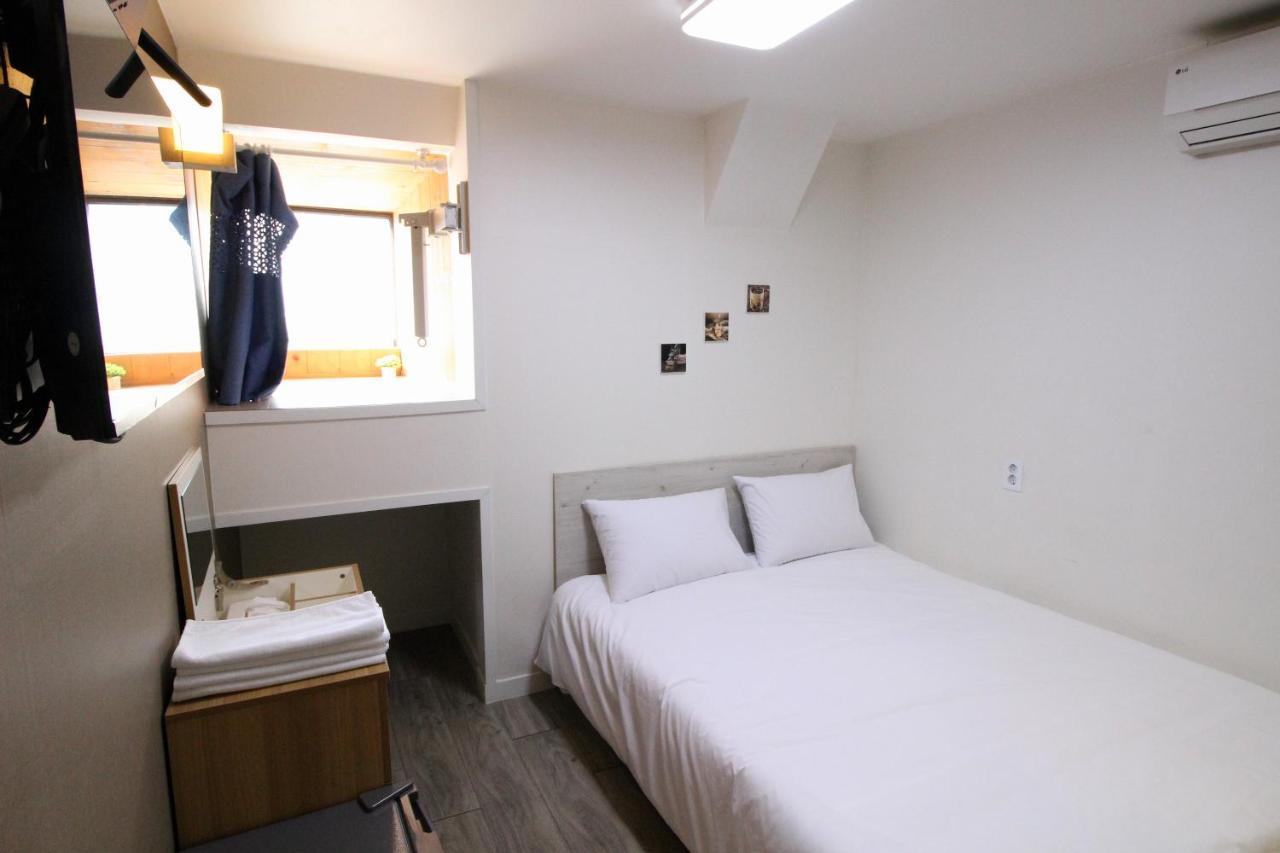 Stay In Blue Seoul Exterior photo