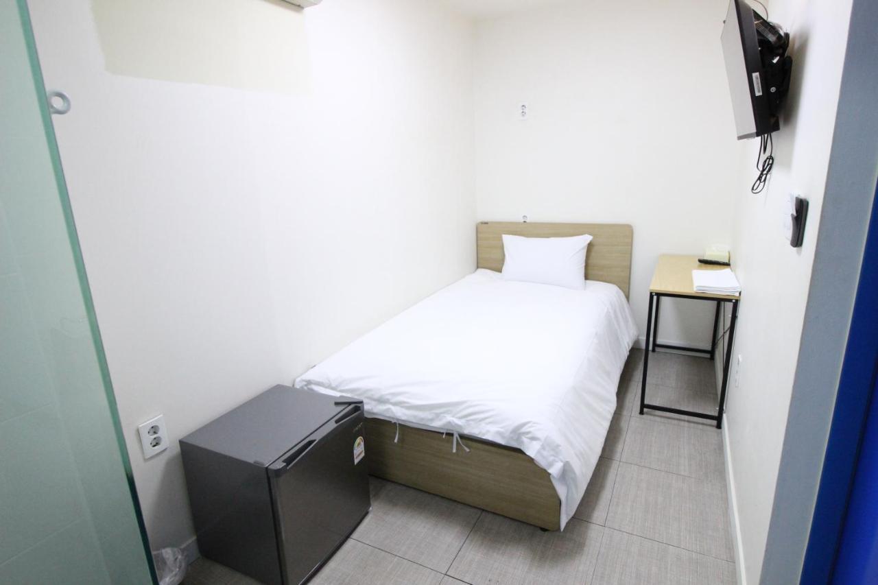 Stay In Blue Seoul Exterior photo